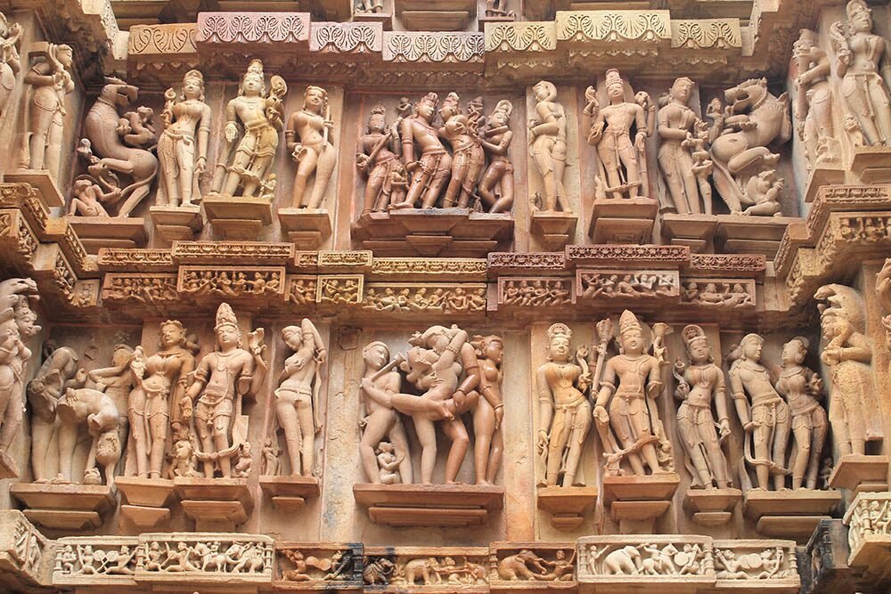 khajuraho erotic art