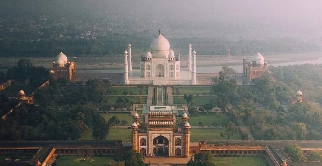 image 29 9 The Taj Mahal: Symbol of Love and Architectural Perfection (1632 CE)